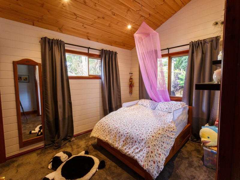 3 Birdland Close, Copacabana NSW 2251