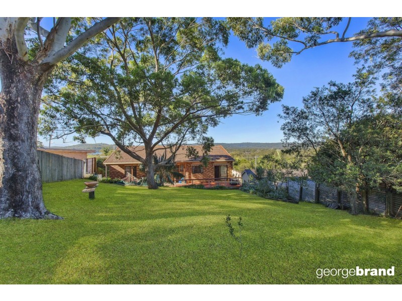 4 Benjamin Pl, Saratoga NSW 2251