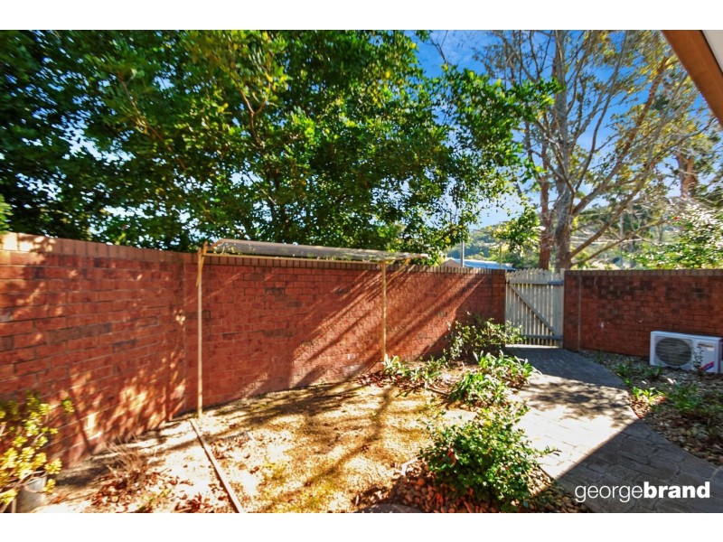1/31 Davies Street, Kincumber NSW 2251