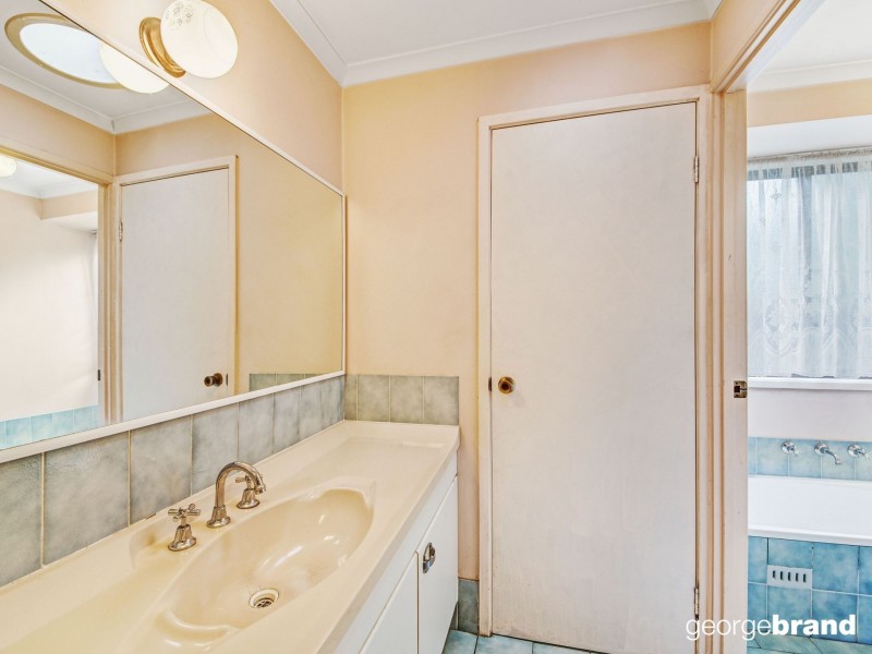 8 Empire Bay Dr, Kincumber NSW 2251