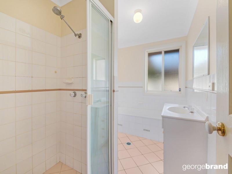 2/7 Gladys Manley Ave, Kincumber NSW 2251