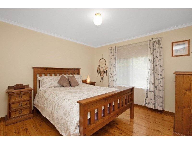 1 Tora Avenue, Kincumber NSW 2251