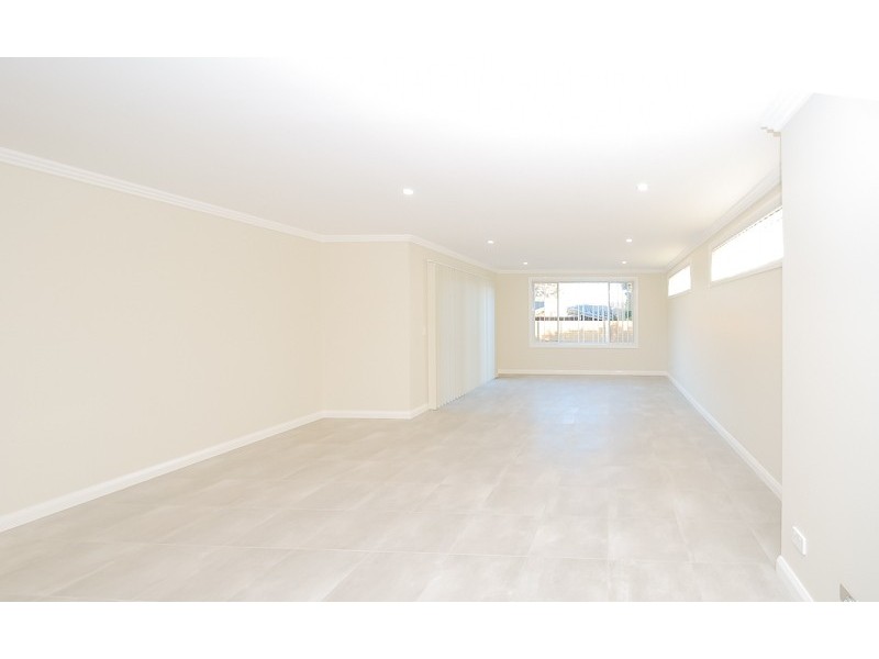 10 Arakoon Street, Kincumber NSW 2251