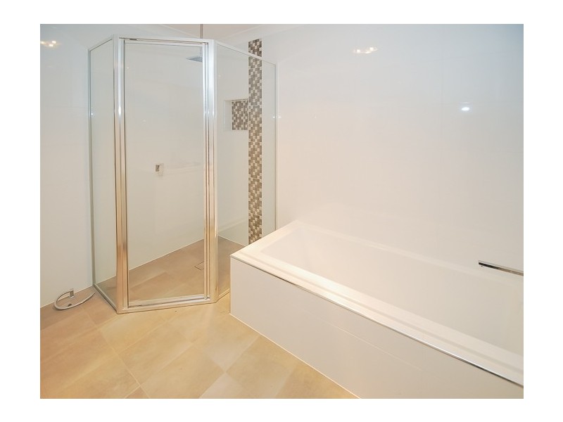 10 Arakoon Street, Kincumber NSW 2251