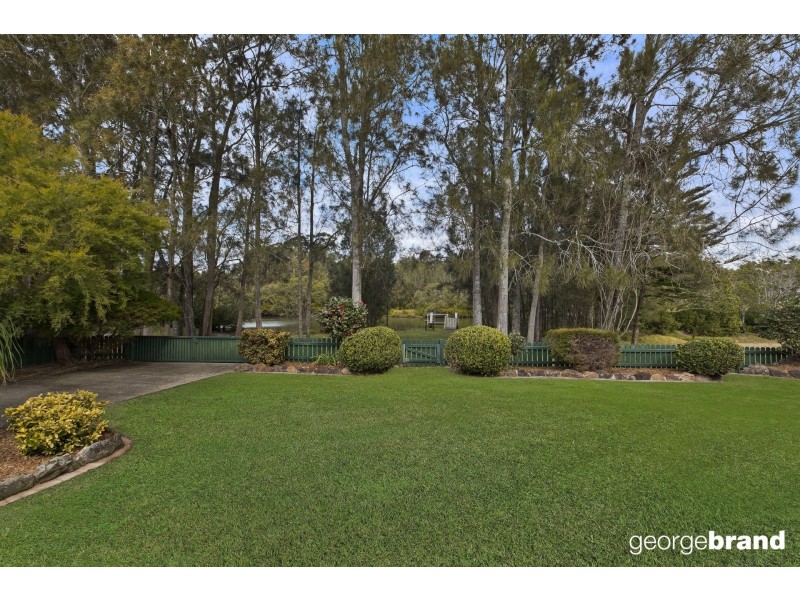 8 Warrana Rd, Kincumber NSW 2251