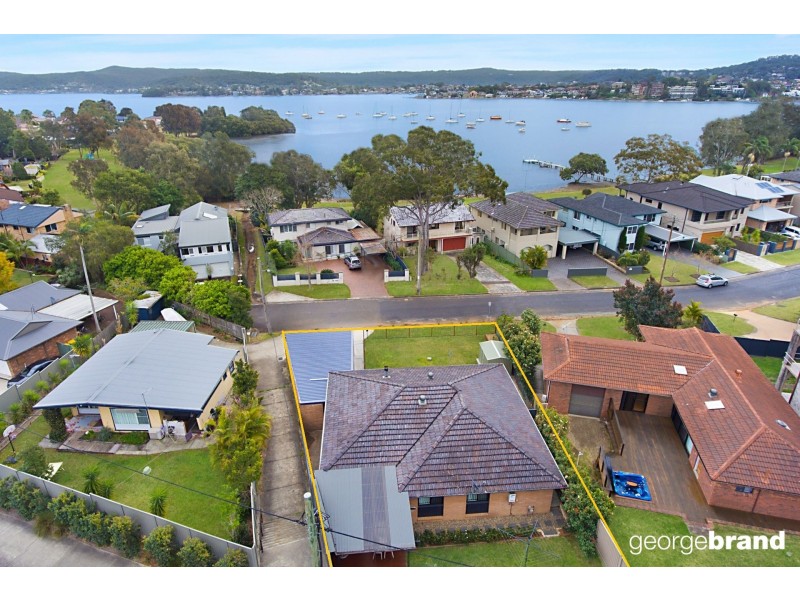 53 Asca Dr, Green Point NSW 2251