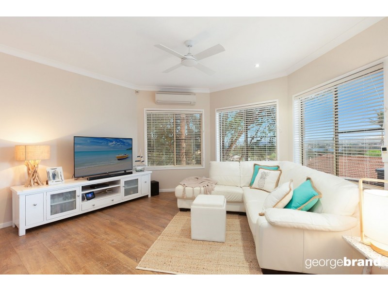 8 Cooper Rd, Green Point NSW 2251