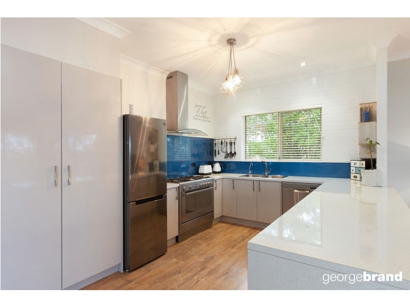 8 Cooper Rd, Green Point NSW 2251
