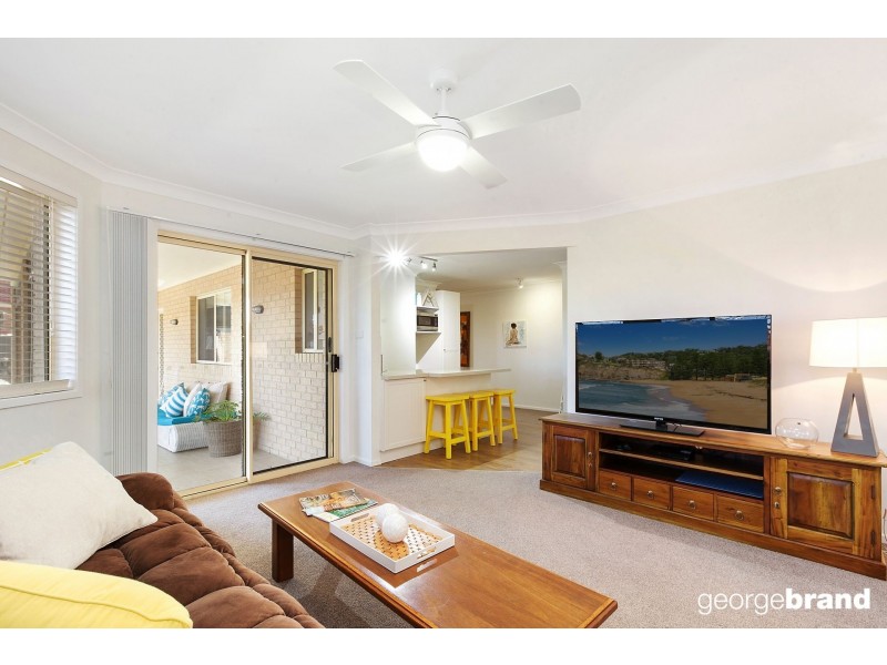 8 Cooper Rd, Green Point NSW 2251