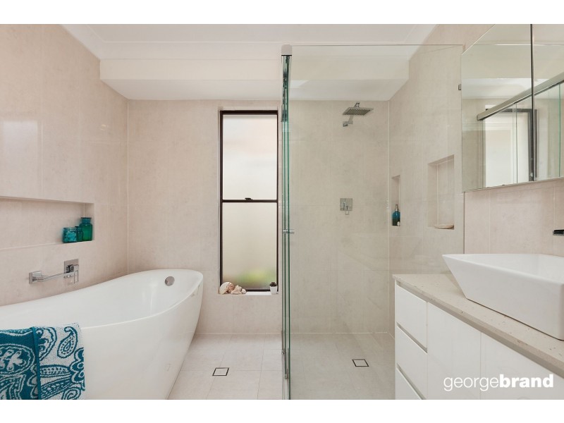 1 Colleena Cl, Kincumber NSW 2251