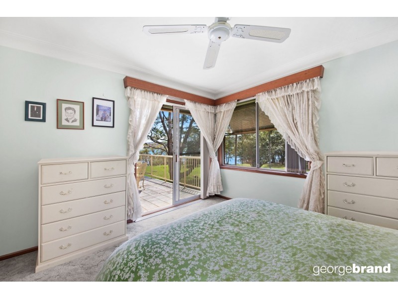 18 Asca Drive, Green Point NSW 2251