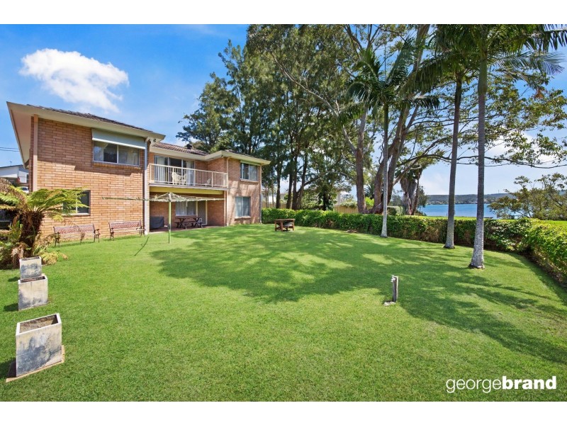 18 Asca Drive, Green Point NSW 2251