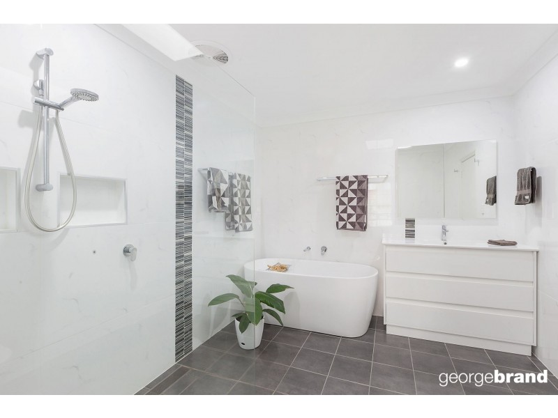 32 White Cedar Close, Green Point NSW 2251