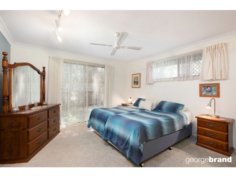 13 Circulo Dr, Copacabana NSW 2251