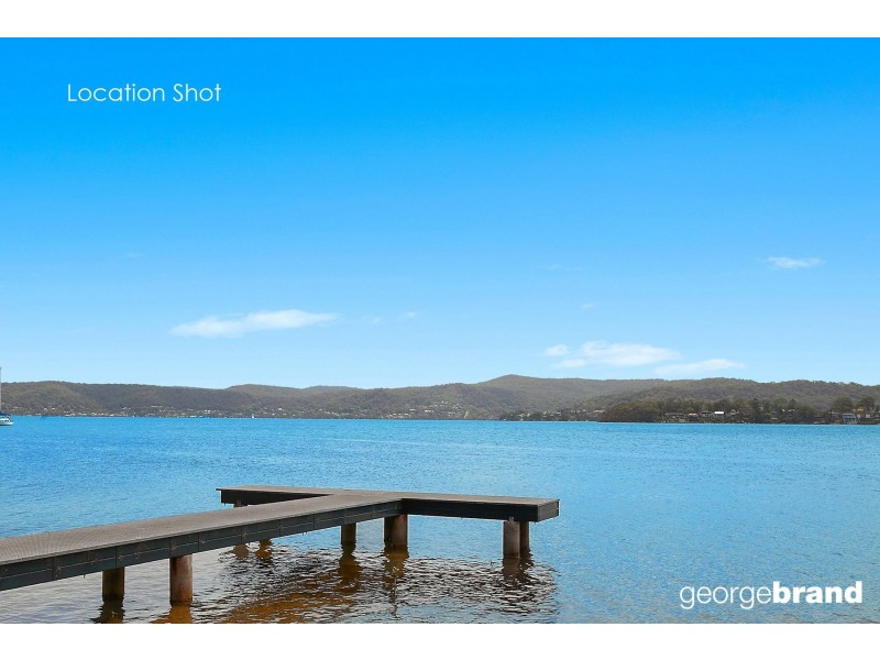 1A Bayside Drive, Green Point NSW 2251