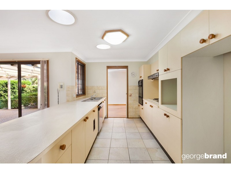11 Sunny Waters Road, Kincumber NSW 2251