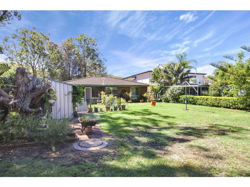 2 Karuah Avenue, Kincumber NSW 2251