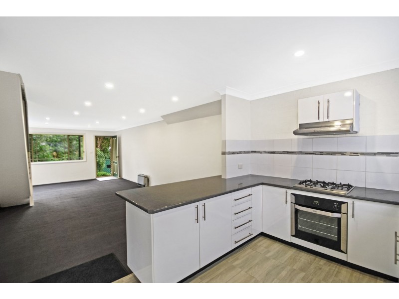 11/166 Avoca Drive, Kincumber NSW 2251