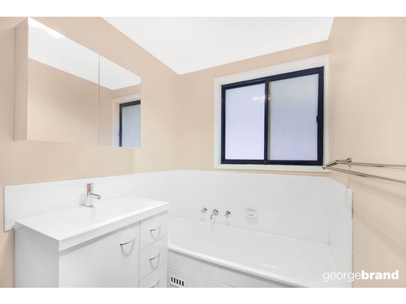 7 Samantha Crescent, Kincumber NSW 2251
