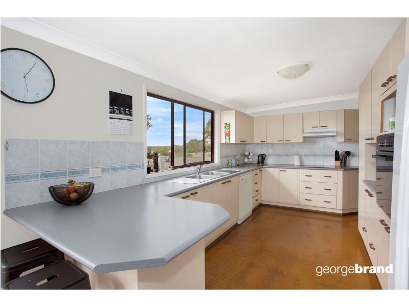 13 Wyong Road, Berkeley Vale NSW 2261