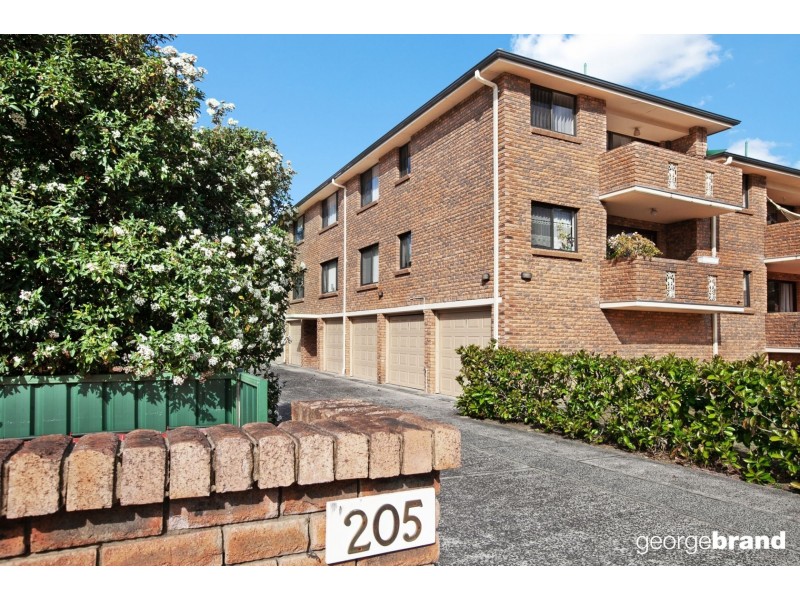 6/205 Albany Street, Point Frederick NSW 2250