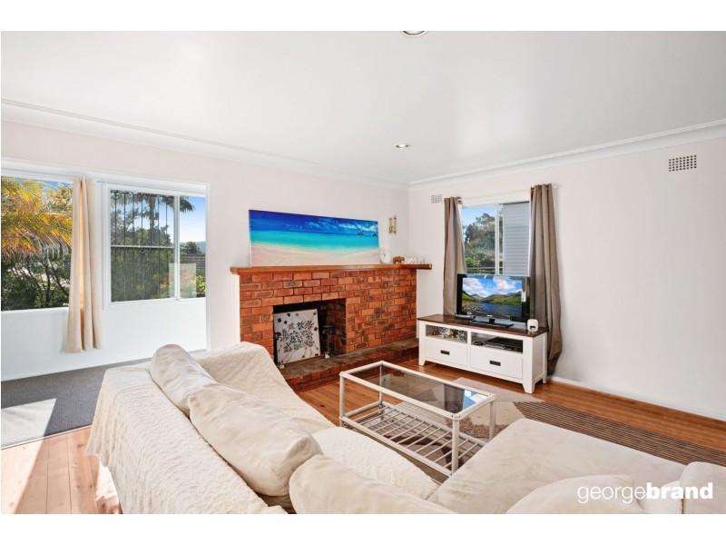 11 Orana Street, Green Point NSW 2251