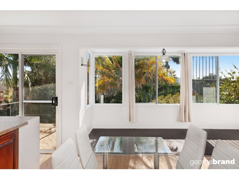 11 Orana Street, Green Point NSW 2251