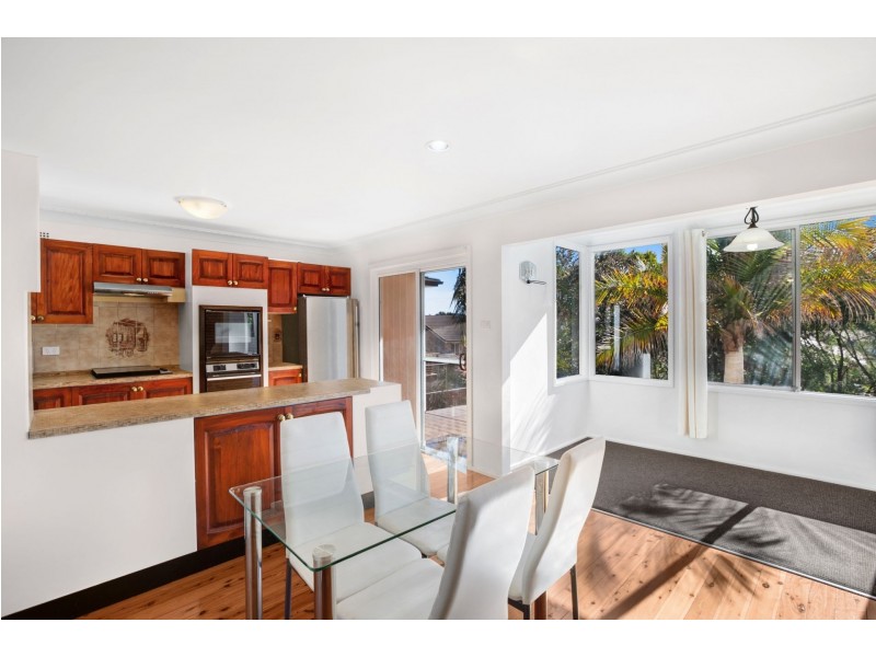 11 Orana Street, Green Point NSW 2251