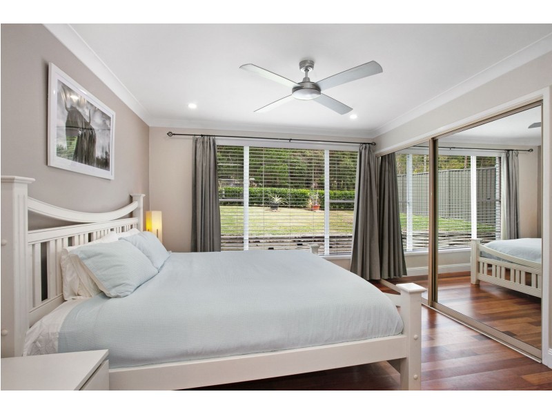 233 Empire Bay Drive, Empire Bay NSW 2257