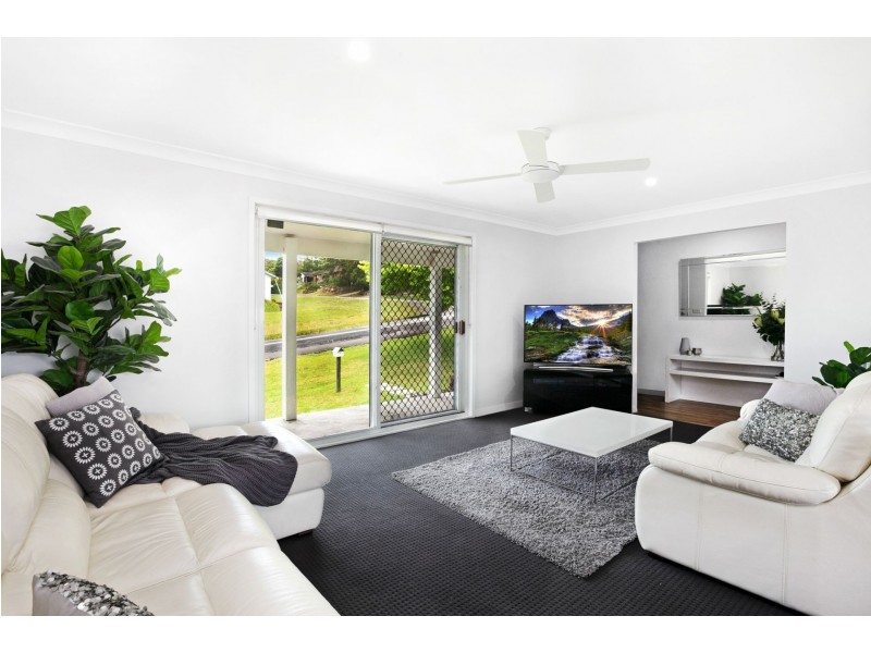 12 Oberton Street, Kincumber NSW 2251