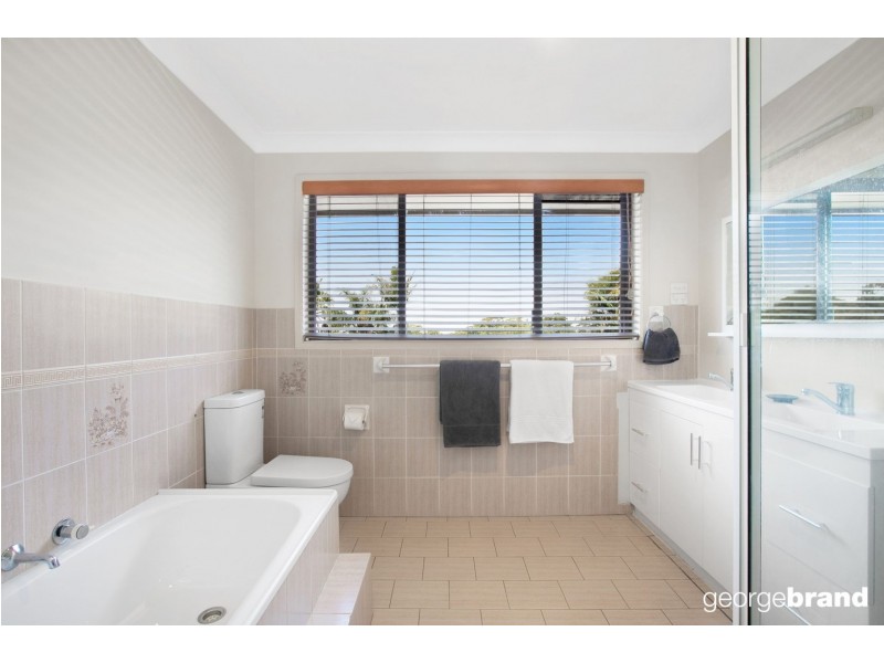 8 Blue View Crescent, Terrigal NSW 2260