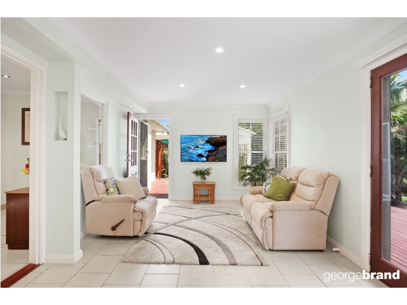 52 Davies Street, Kincumber NSW 2251