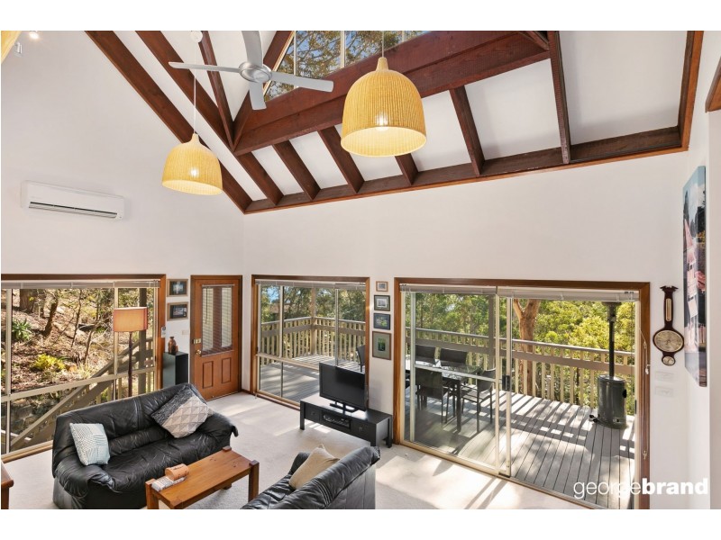 21 Woorara Parade, Green Point NSW 2251