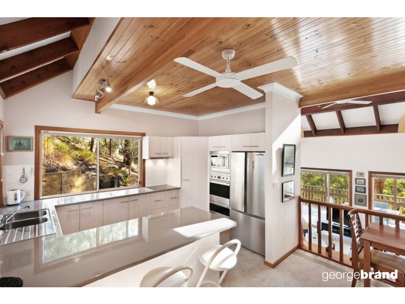 21 Woorara Parade, Green Point NSW 2251