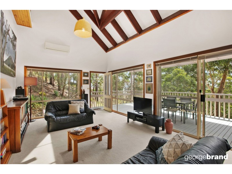 21 Woorara Parade, Green Point NSW 2251