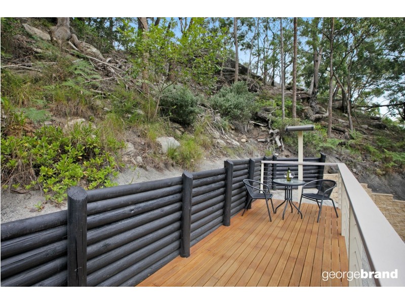 21 Woorara Parade, Green Point NSW 2251