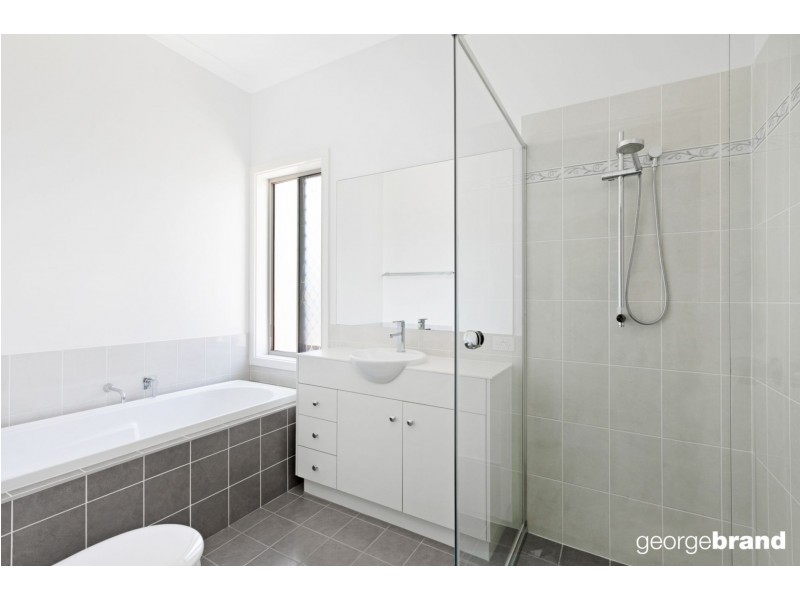 7 Katherine Crescent, Green Point NSW 2251