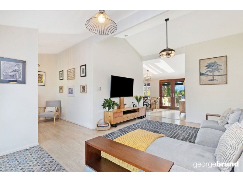 25 James Sea Drive, Green Point NSW 2251