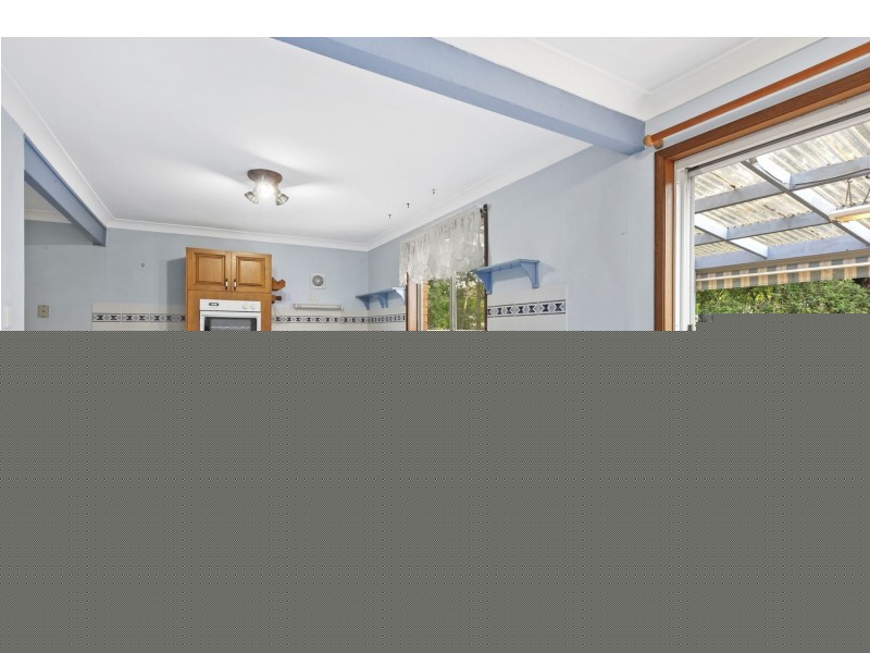 2 Nijorie Cl, Kincumber NSW 2251