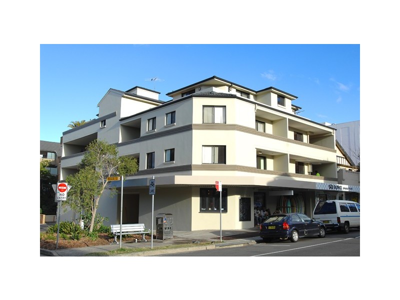 Shops 1&2, 144 GLENAYR AVENUE, Bondi Beach NSW 2026