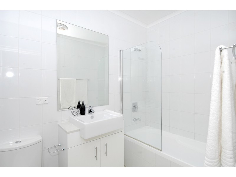 9/230 Old South Head Road, Bondi NSW 2026