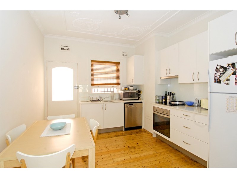 2/8A BISHOPS AVENUE, Randwick NSW 2031
