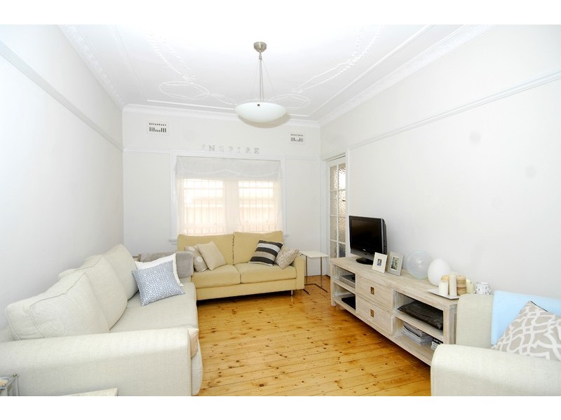 2/8A BISHOPS AVENUE, Randwick NSW 2031