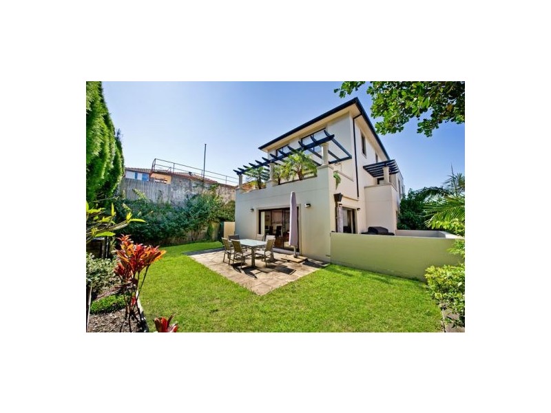 8/9 BERWICK STREET, Coogee NSW 2034