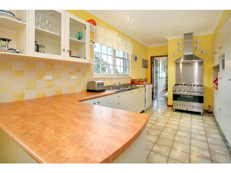 24 Rathowen Parade, Killarney Heights NSW 2087