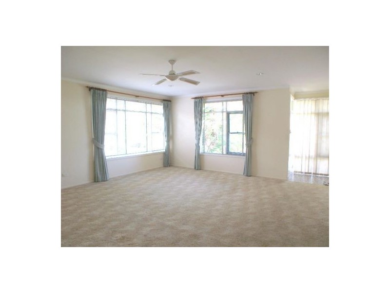 12 Landscape Avenue, Forestville NSW 2087