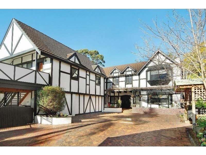 715 Warringah Road, Forestville NSW 2087