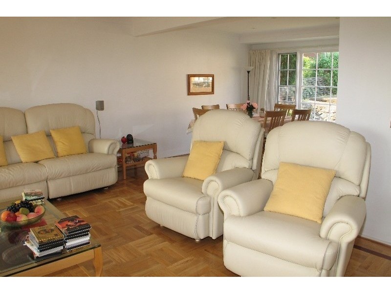 104 Killarney Drive, Killarney Heights NSW 2087