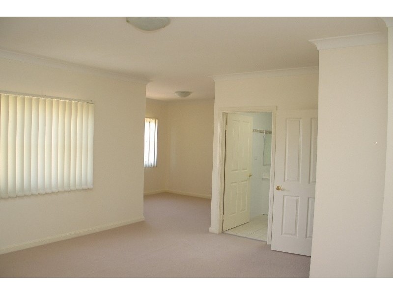 10/17 FORESTVILLE Avenue, Forestville NSW 2087