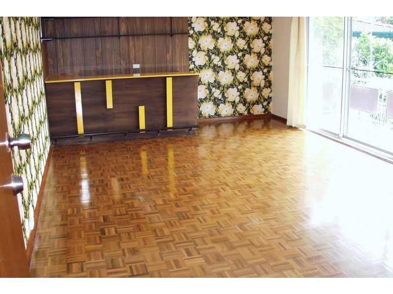 24 CASHEL Crescent, Killarney Heights NSW 2087